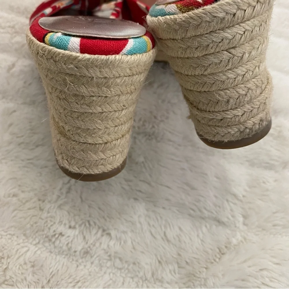 Jessica Simpson Red Floral Espadrille Wedges Size 8.5